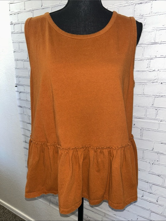 torrid Tops - torrid Rust Orange Sleeveless Peplum Tank size 0x